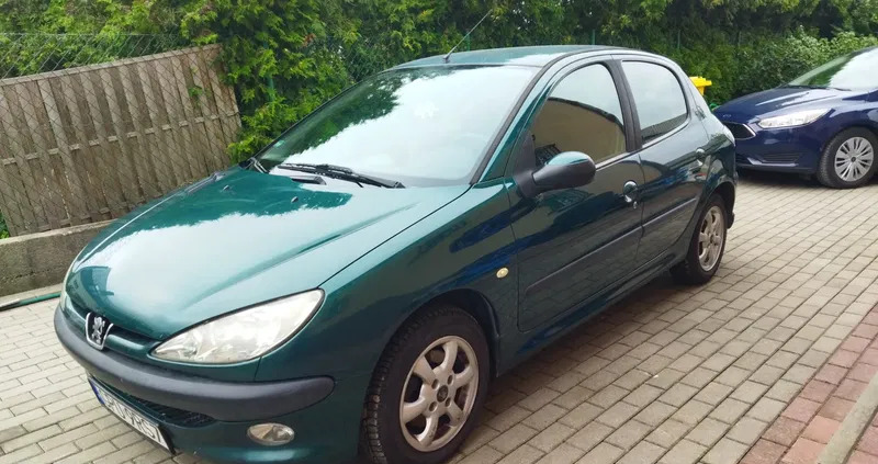 samochody osobowe Peugeot 206 cena 4250 przebieg: 231146, rok produkcji 2004 z Puck